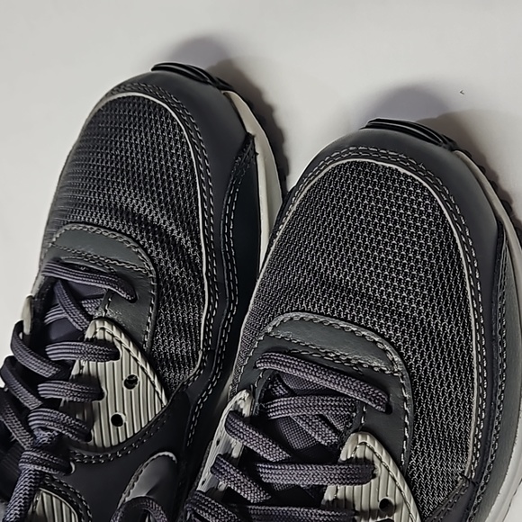 Nike Air Max Essential dark grey wolf-Anthracite women's size 7 - Picture 3 of 9